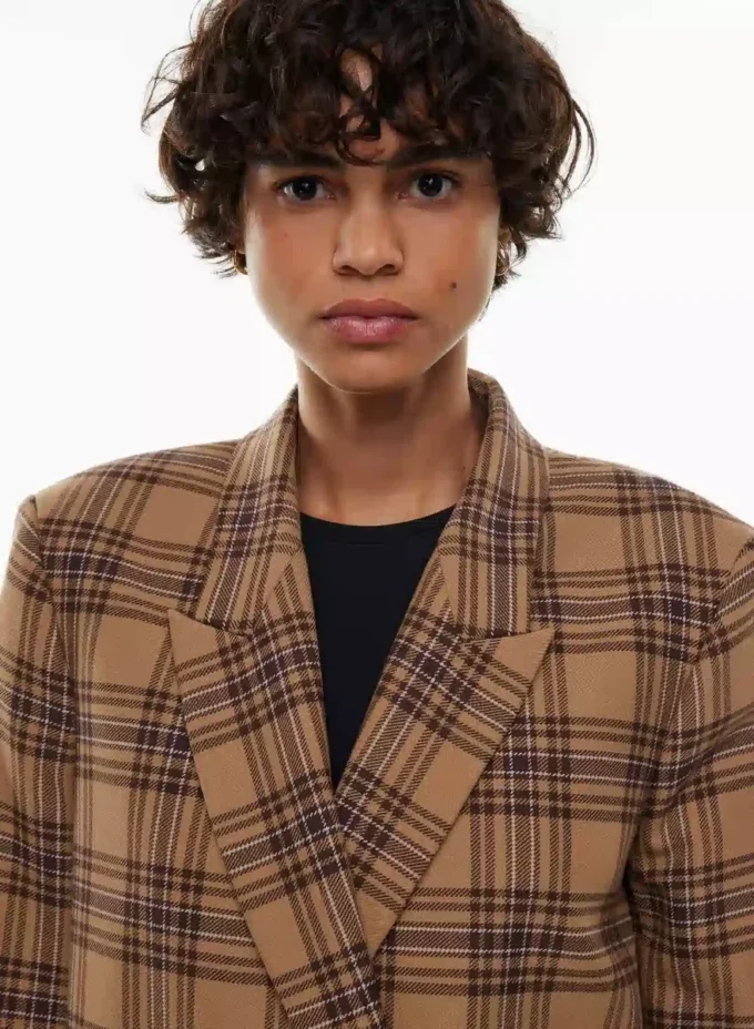 Blazer Cherrelle