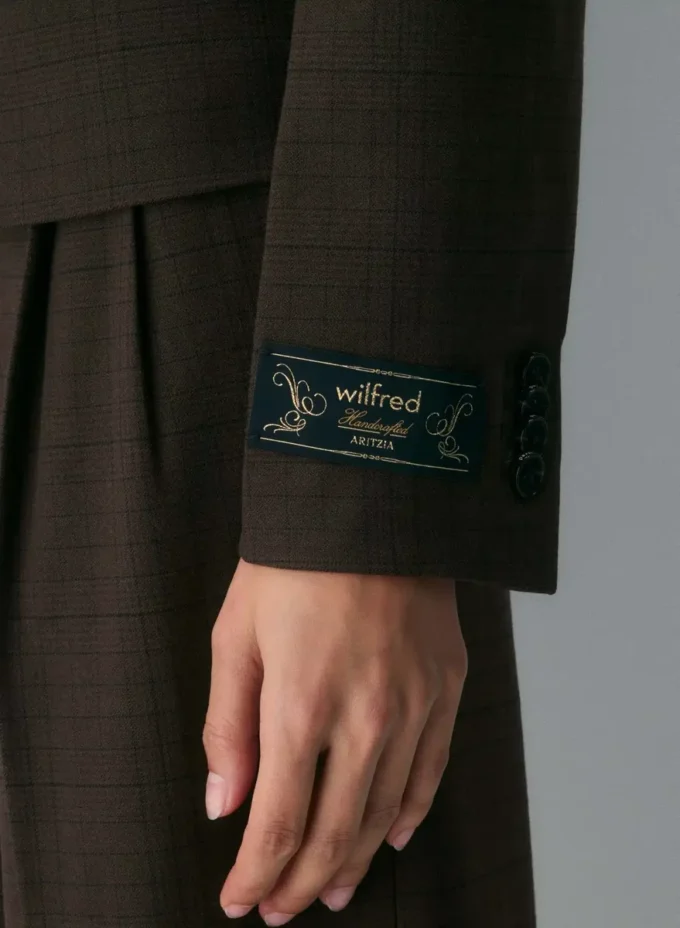 Blazer Etiquette – Twill