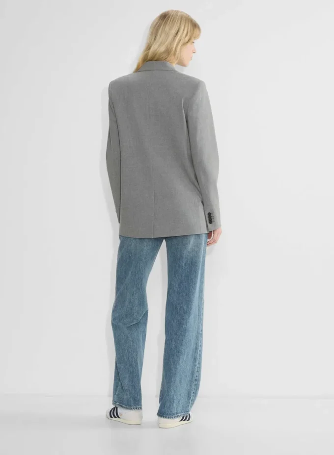 Blazer nouvelle génération – (Re)ssential Light
