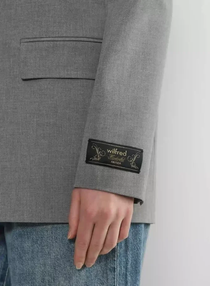 Blazer nouvelle génération – (Re)ssential Light