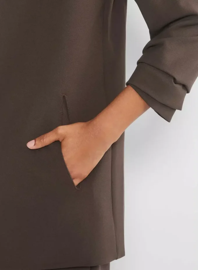 Blazer puissant – (Re)ssentiel