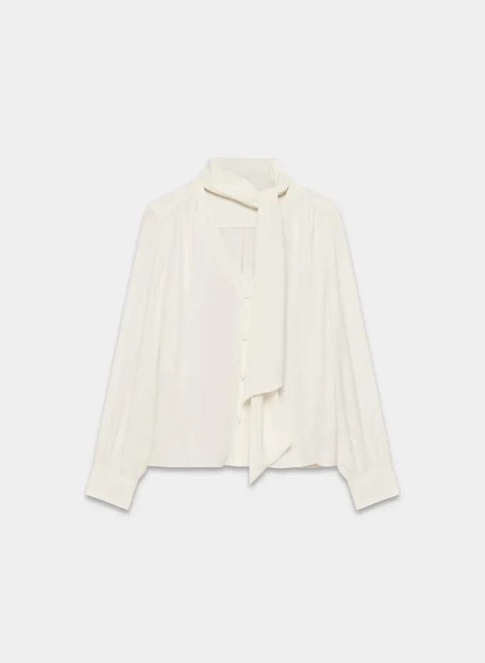 Blouse Ritual