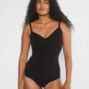 Body sans coutures ShapeEnhance™ couvrant entièrement les fesses