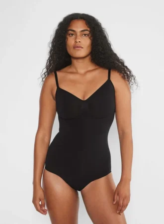 Body sans coutures ShapeEnhance™ couvrant entièrement les fesses