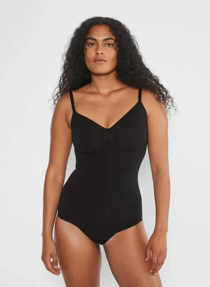 Body sans coutures ShapeEnhance™ couvrant entièrement les fesses