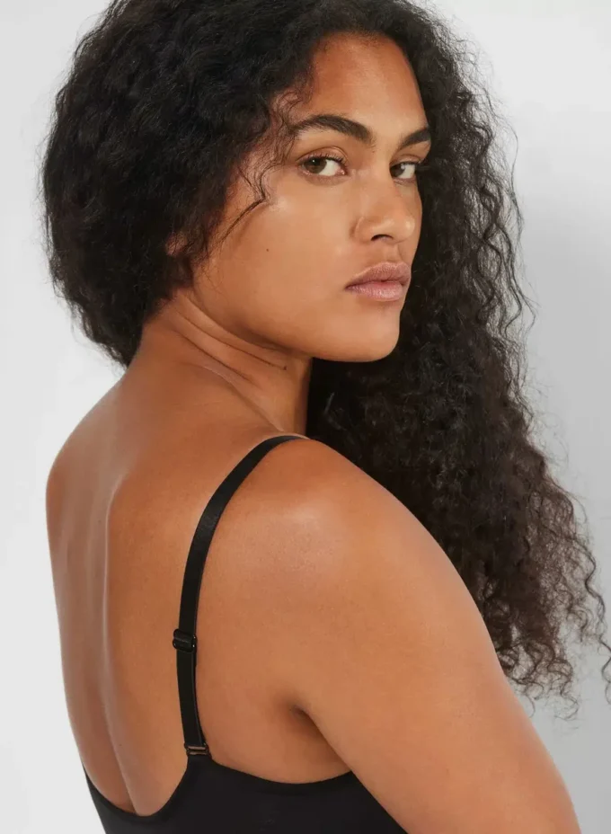 Body sans coutures ShapeEnhance™ couvrant entièrement les fesses