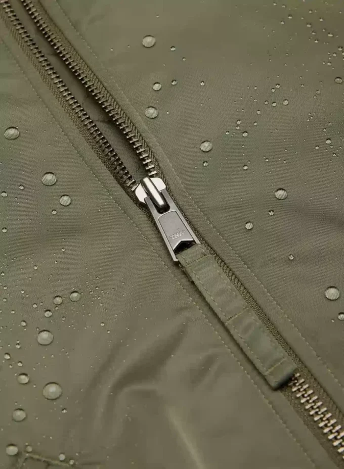 Bomber Brea