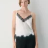 Caraco en satin à motifs