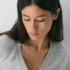 Cardigan à col en V en cachemire Bare d&rsquo;Aritzia