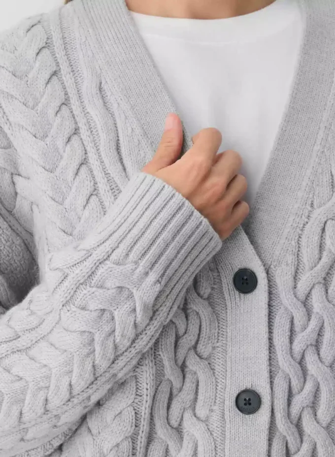 Cardigan en laine mérinos à col en V Heritage Knit