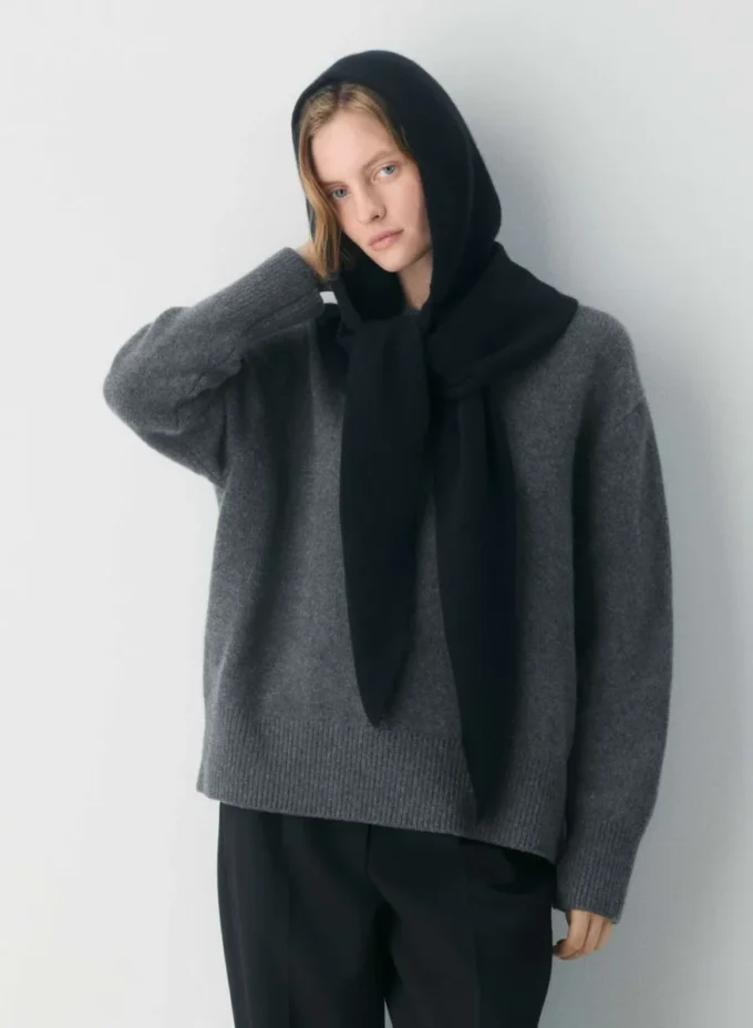 Écharpe à capuche en laine et cachemire Lumen
