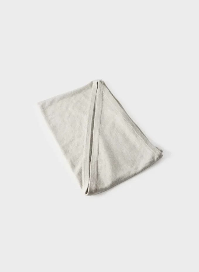 Écharpe triangulaire en laine mérinos