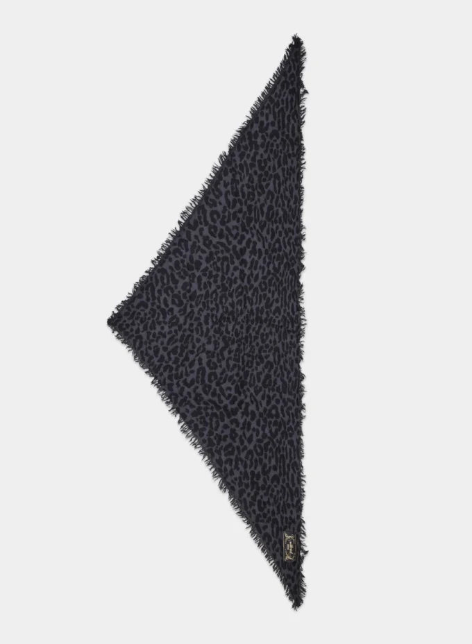 Écharpe triangulaire en laine mérinos des îles Féroé