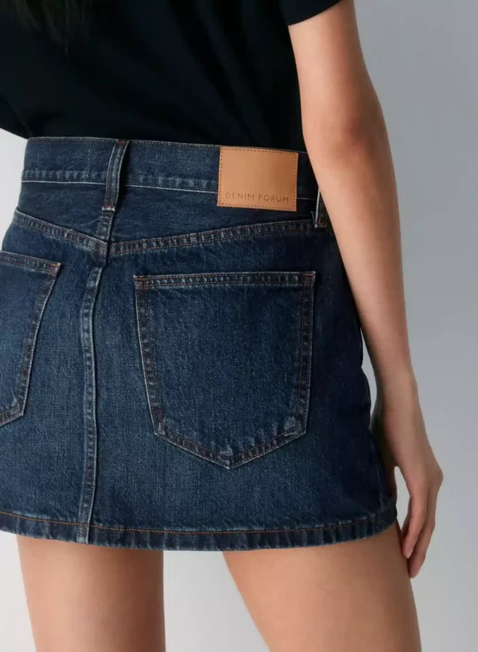 Denim Forum La jupe en denim Ricci des années 90