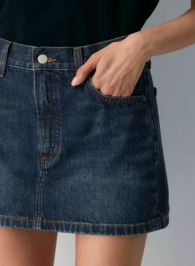 Denim Forum La jupe en denim Ricci des années 90