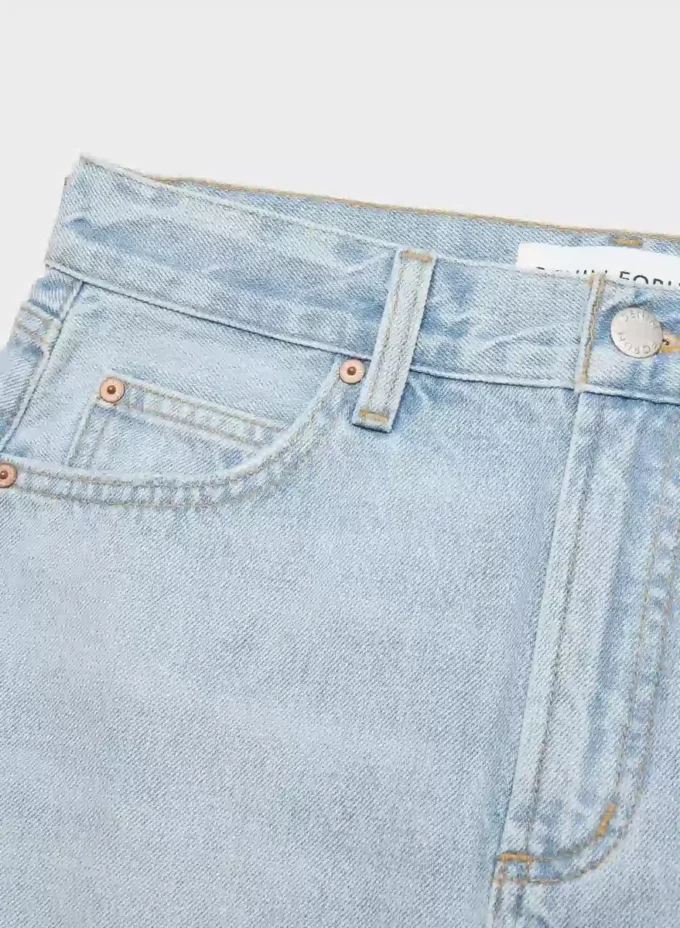 Denim Forum La jupe micro en denim vintage des années 90