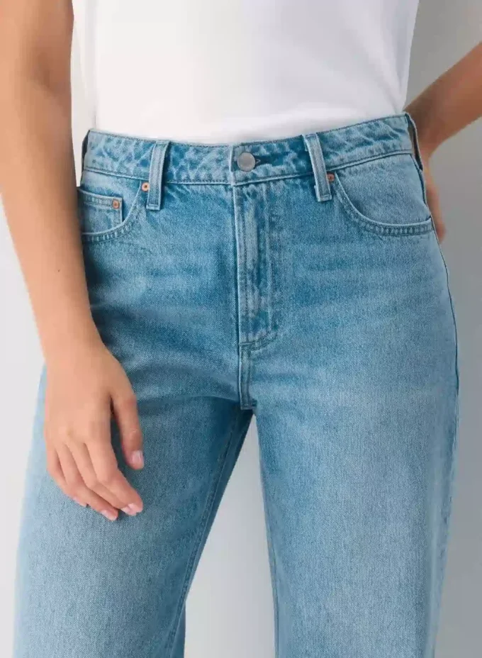 Denim Forum Le jean baggy taille basse Iggy à coupe ajustée