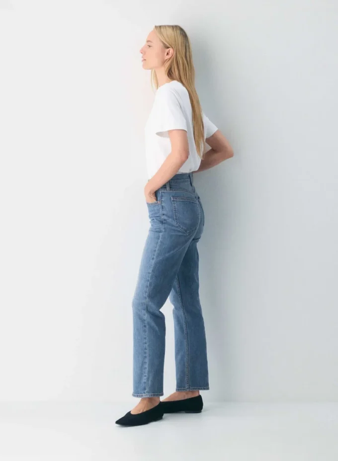 Denim Forum Le jean droit taille haute Arlo