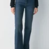 Denim Forum Le jean droit taille moyenne 90s Snatched