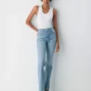 Denim Forum Le jean slim bootcut taille haute Nina des années 90
