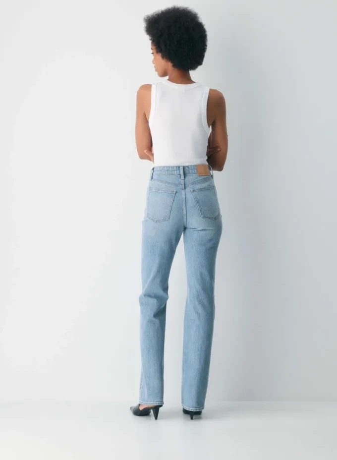 Denim Forum Le jean slim bootcut taille haute Nina des années 90