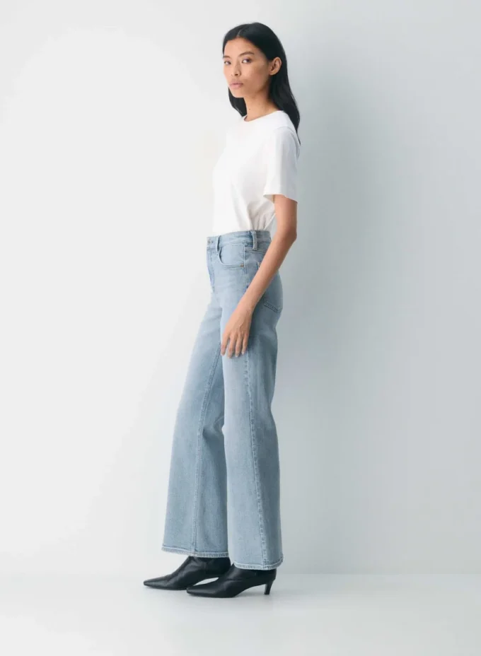 Denim Forum Les années 90 Snatched Jean taille haute à coupe large