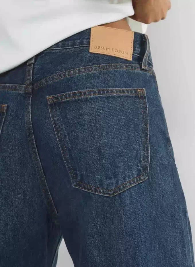 Denim Forum The &rsquo;90s Lo-rise Barrel Jean