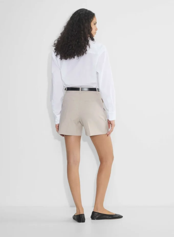 Effortless Short™ Mi-cuisse – (Re)ssential Light