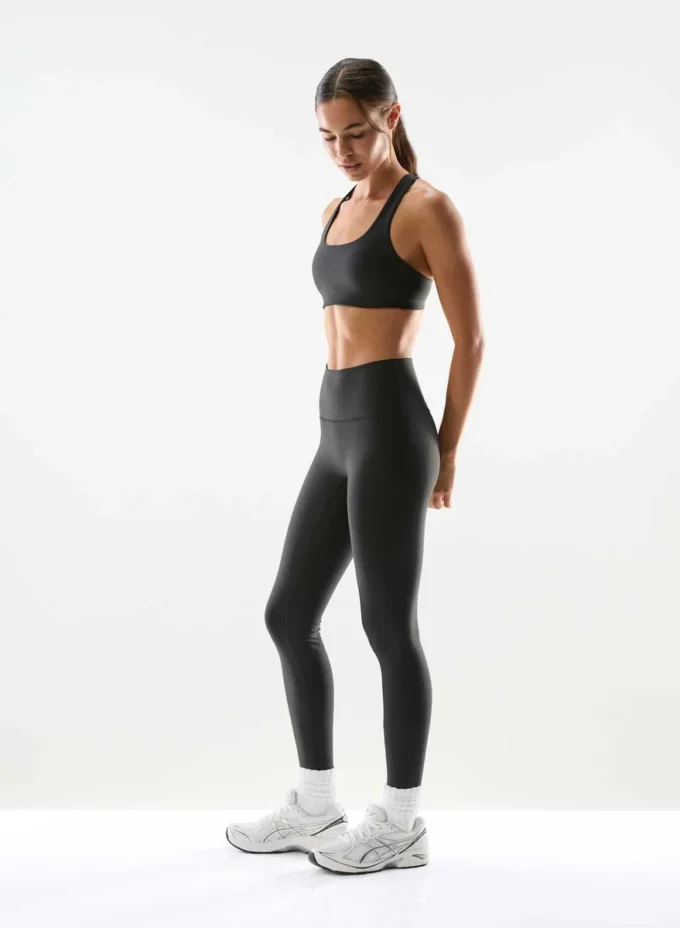 GloTone™ Cheeky Legging taille haute 26 pouces