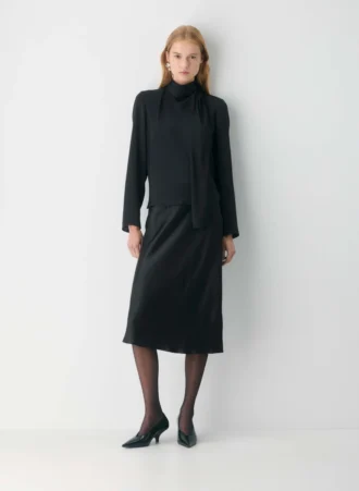 Jupe midi en satin