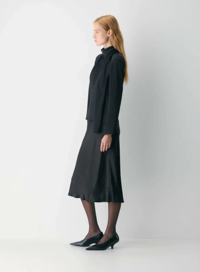 Jupe midi en satin