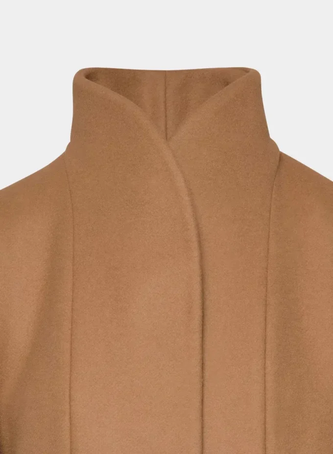 Le manteau Cocoon – Laine et cachemire de luxe
