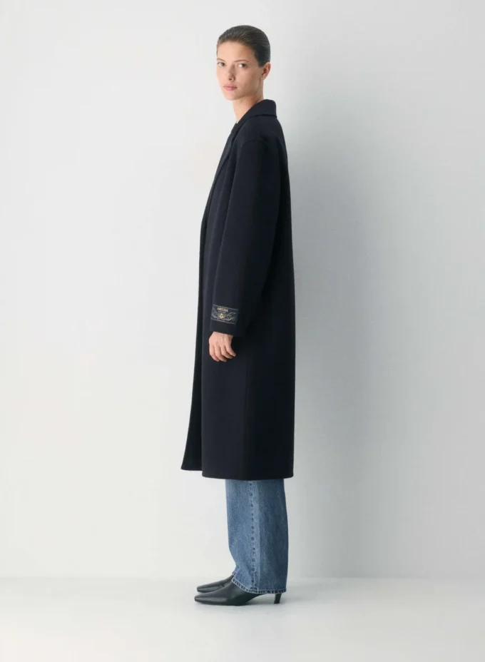 Le seul manteau double face – Luxe (Re)Wool