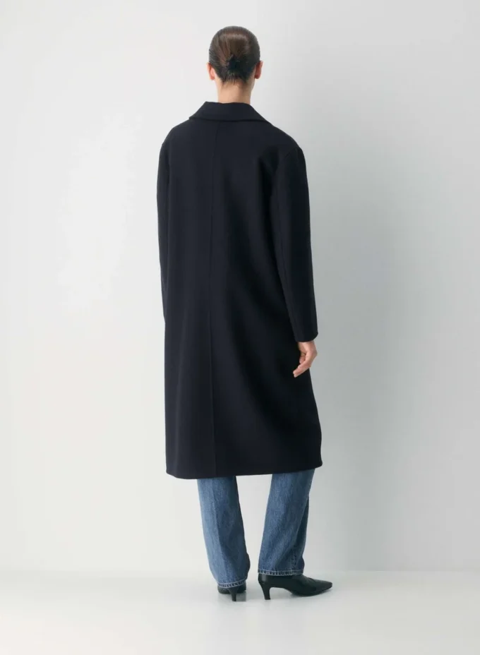 Le seul manteau double face – Luxe (Re)Wool