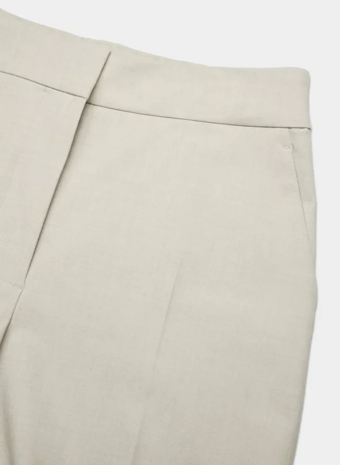 Le short Limitless™ Mi-cuisse – (Re)ssential Light