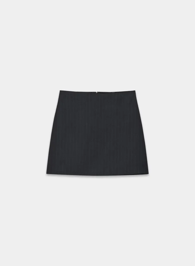 Mini-jupe classique – (Re)fined