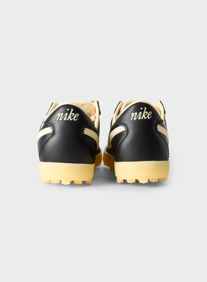 Nike Astrograbber