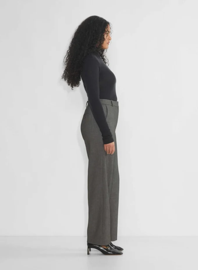 Pantalon ajusté Agency – (Re)ssential