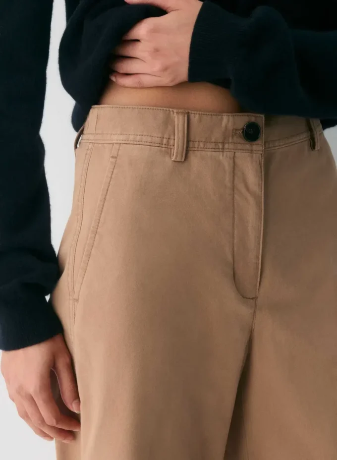 Pantalon chino ample à taille haute