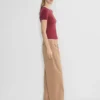 Pantalon chino à taille haute et larges plis