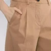 Pantalon chino à taille haute et larges plis