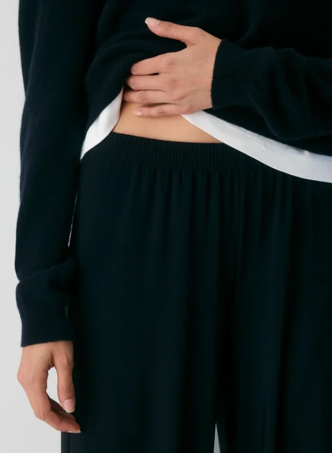Pantalon Linear – Smooth Matter™