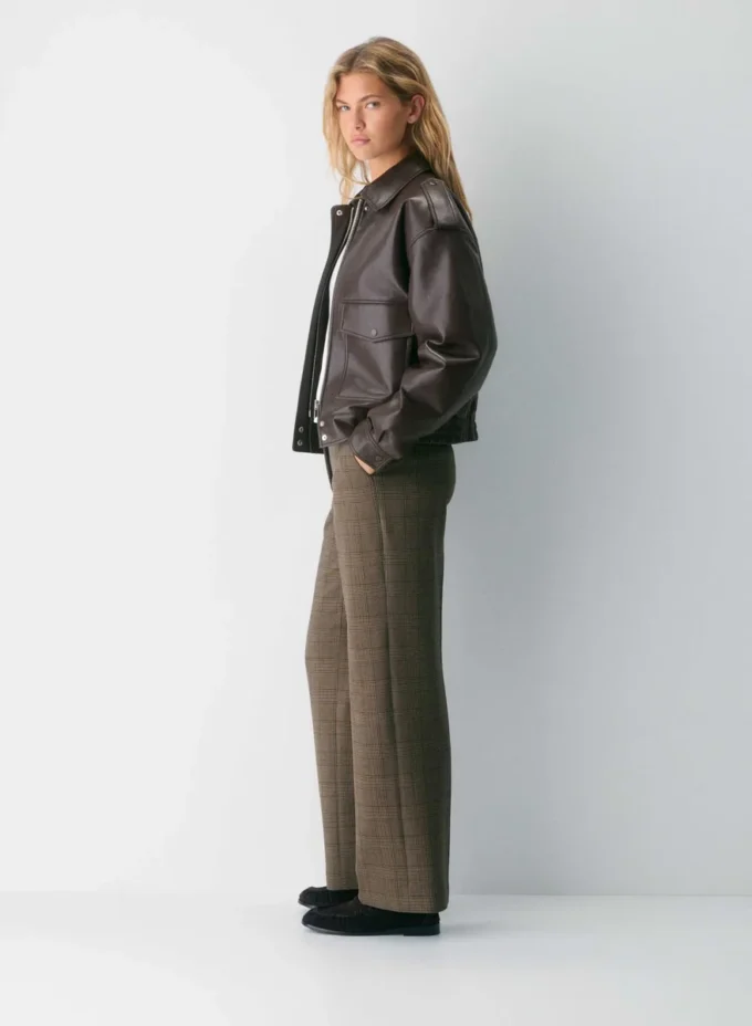 Pantalon New Agency Curve-Fit – (Re)ssential