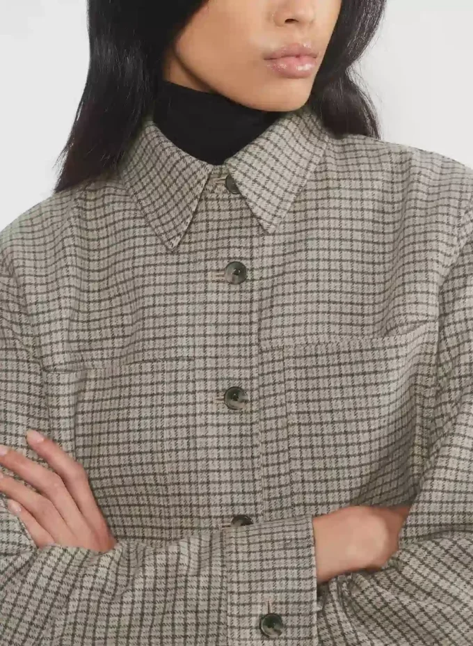 Petite veste courte – Laine de précision