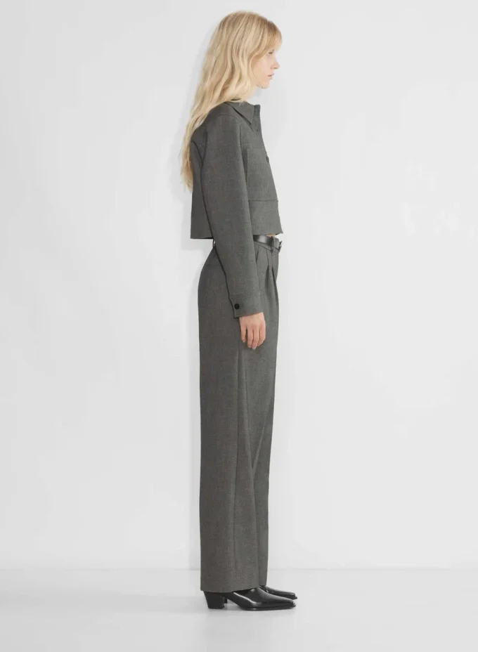 Petite veste courte – (Re)ssential