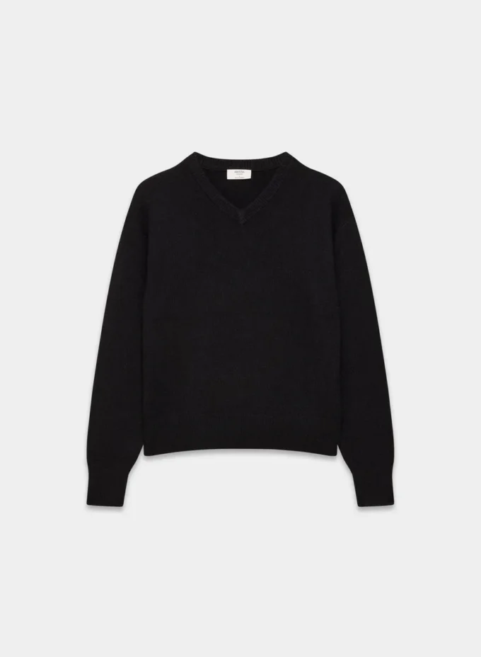 Pull à col en V décontracté en cachemire Essential