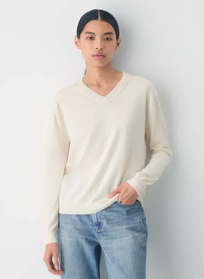 Pull à col en V en laine mérinos Bare