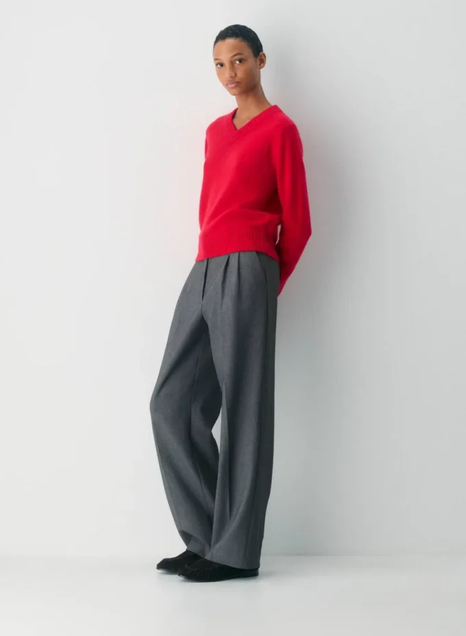 Pull à col en V Essential Cashmere