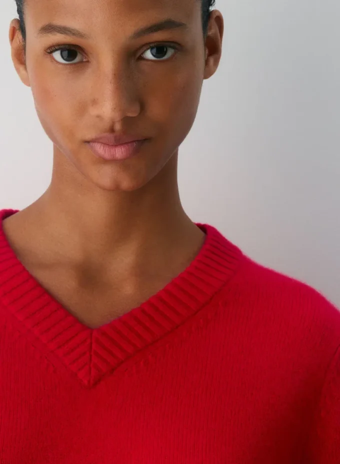 Pull à col en V Essential Cashmere