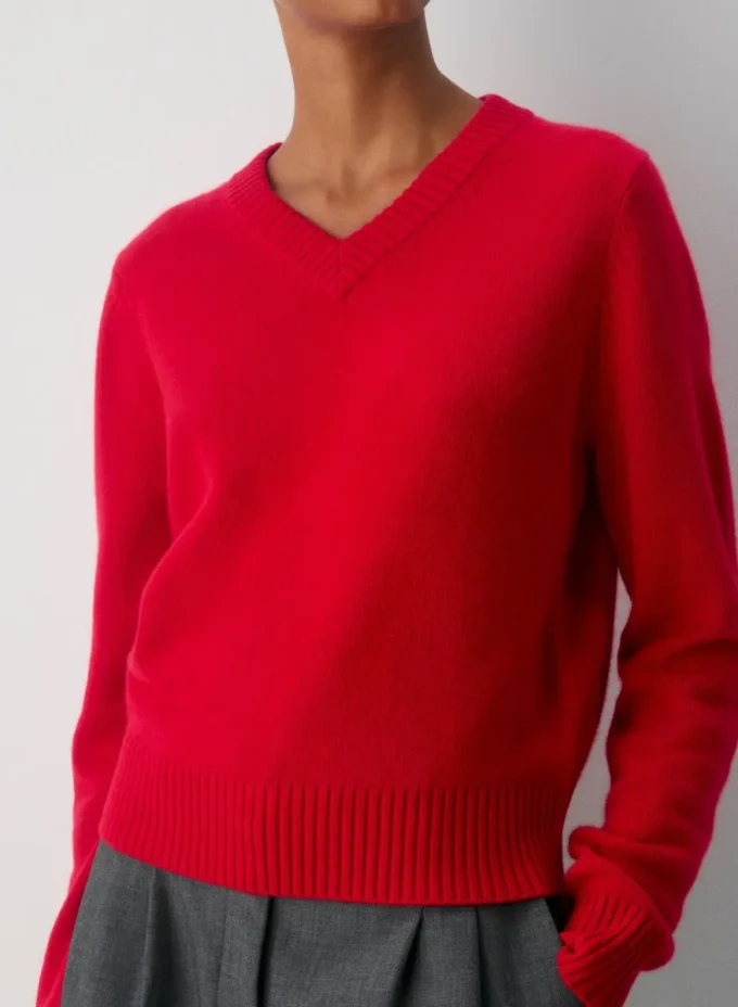 Pull à col en V Essential Cashmere